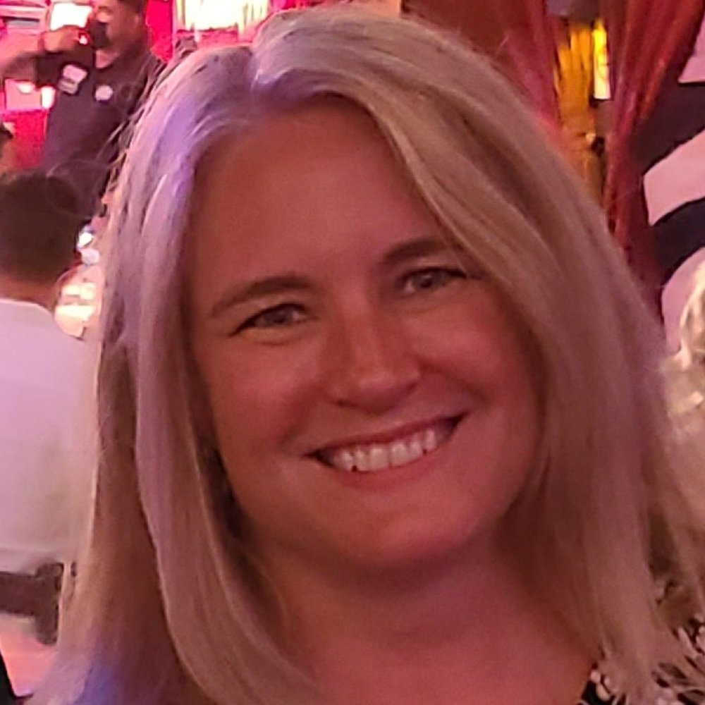Meet your Posher, Regina